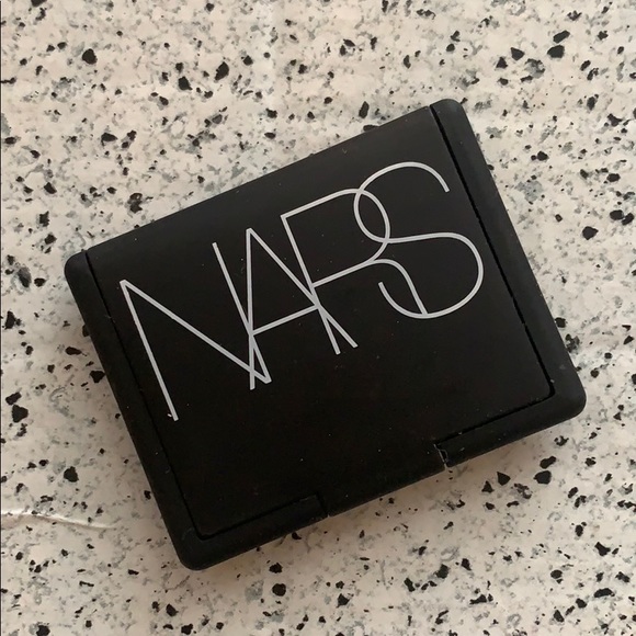 NEW/NWOB NARS Amour Shimmer Finish Blush - Picture 2 of 8